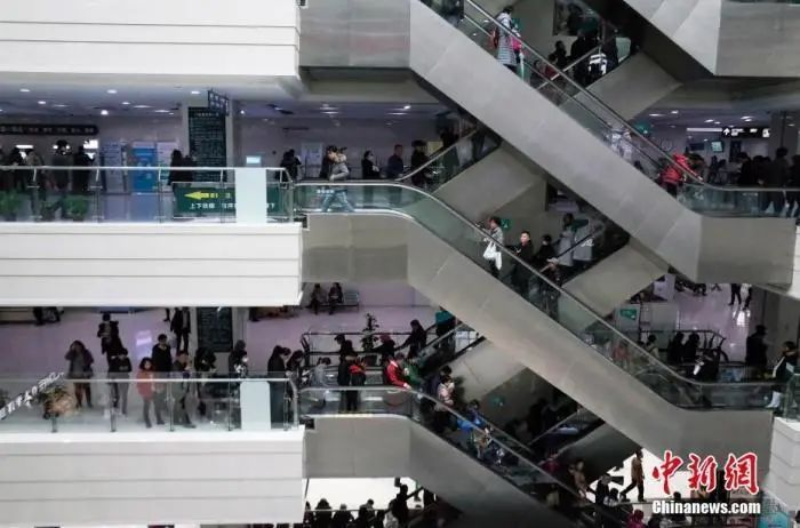 資料圖:某醫院門診樓。 中新社記者 殷立勤 攝 圖片